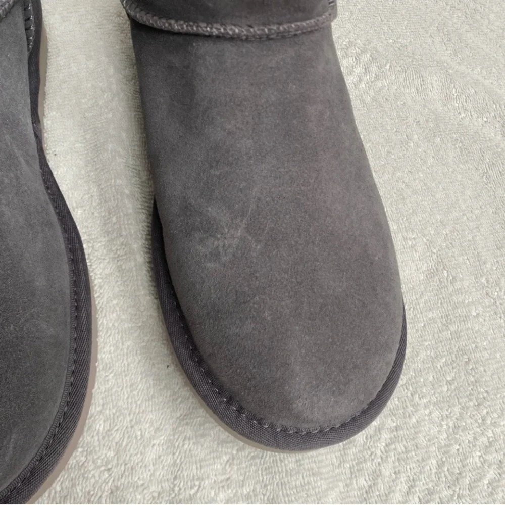 NWOT New Womens Koolaburra by UGG Gray Suede Shearling Lined Boots Size 8 Casual
